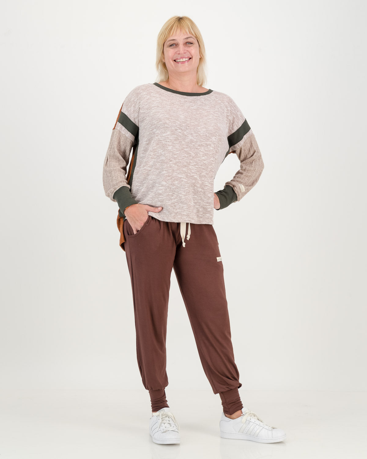 Care free jersey, stone color with olive inserts,model is wearing chocolate color comfy pants